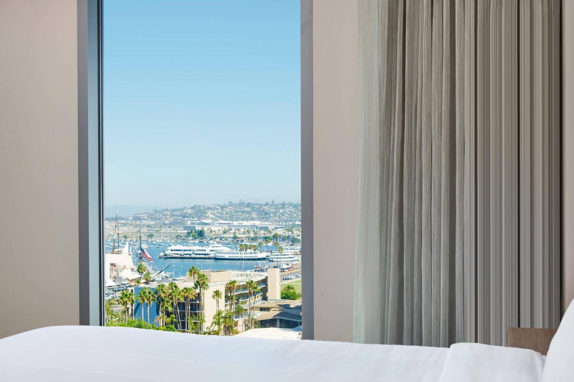 Residence Inn By Marriott San Diego Downtown/Bayfront Exterior photo