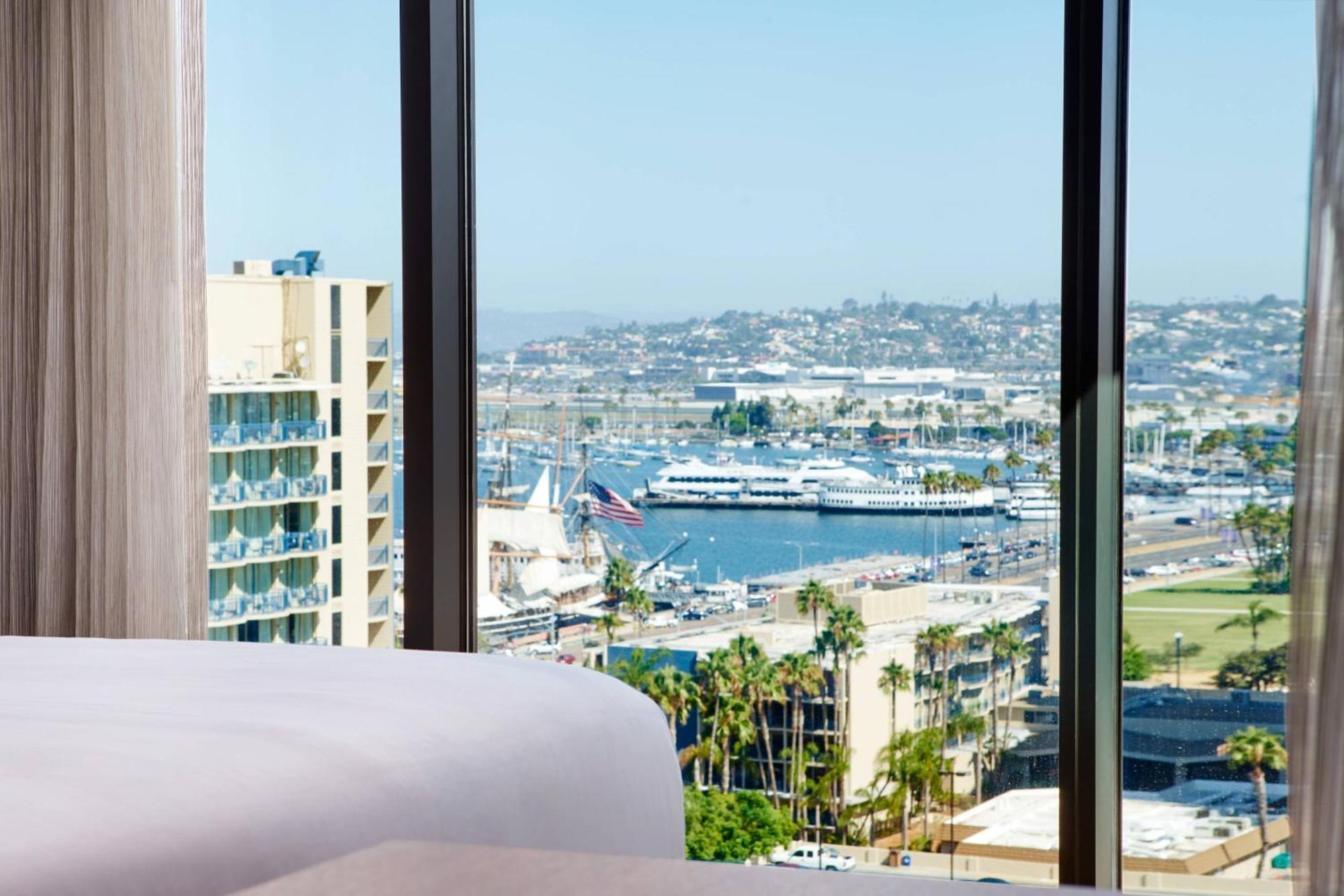 Residence Inn By Marriott San Diego Downtown/Bayfront Exterior photo